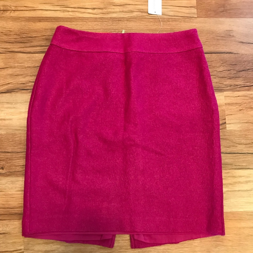 Banana republic pink boucle pencil skirt